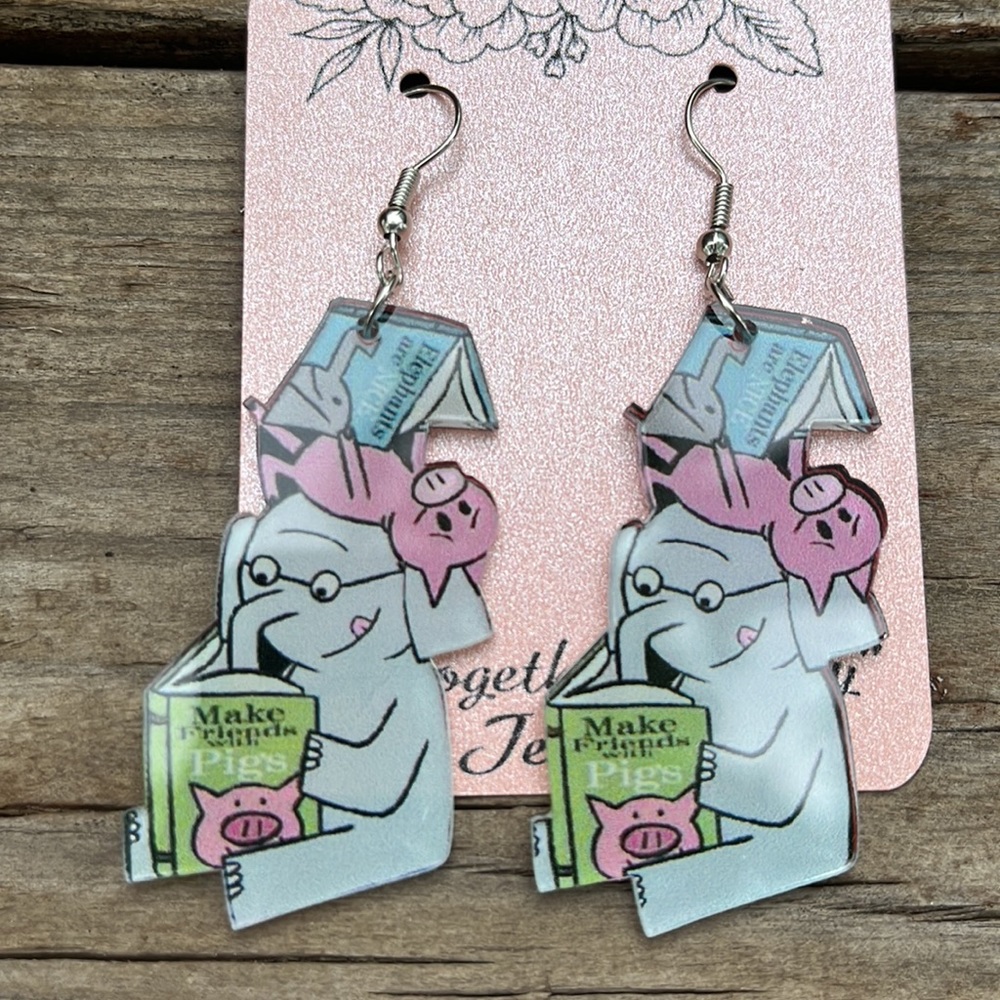 Mo Willems Piggie and Gerald Teacher Earrings - Picture 12 of 13